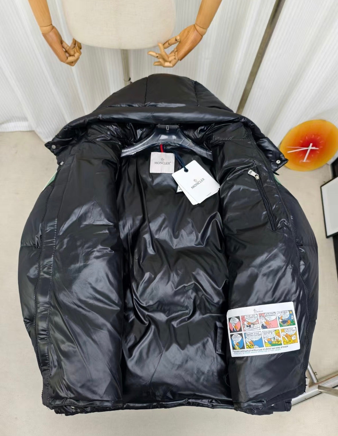 Doudoune courte à capuche Montbeliard