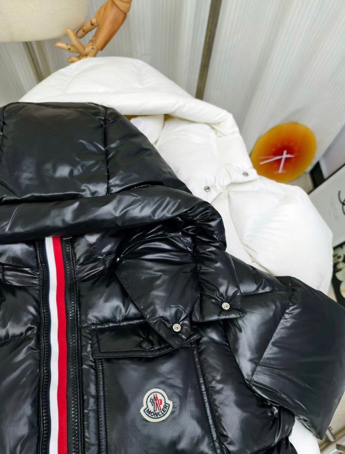 Doudoune courte à capuche Montbeliard